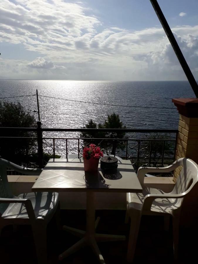 Sol E Mar Sea Side View Guesthouse Πέραμα Εξωτερικό φωτογραφία